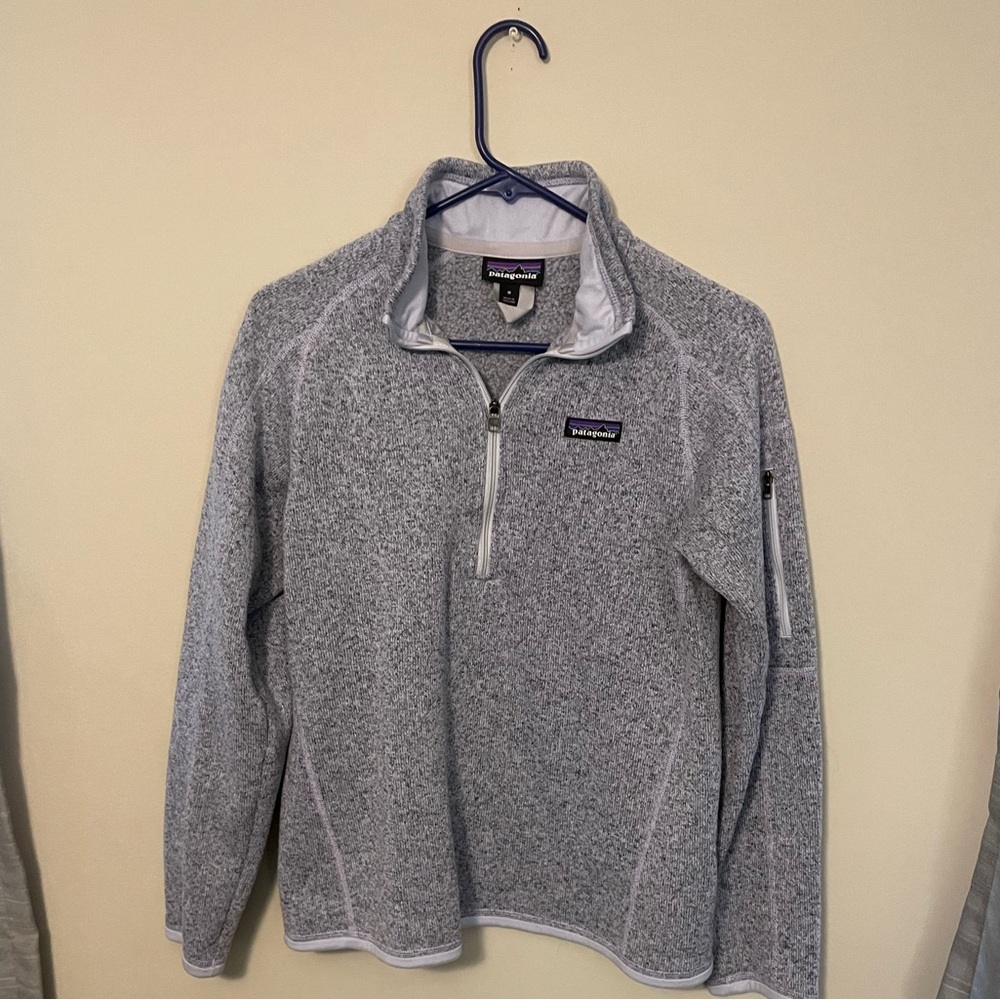 Size medium light lavender women’s better sweater!